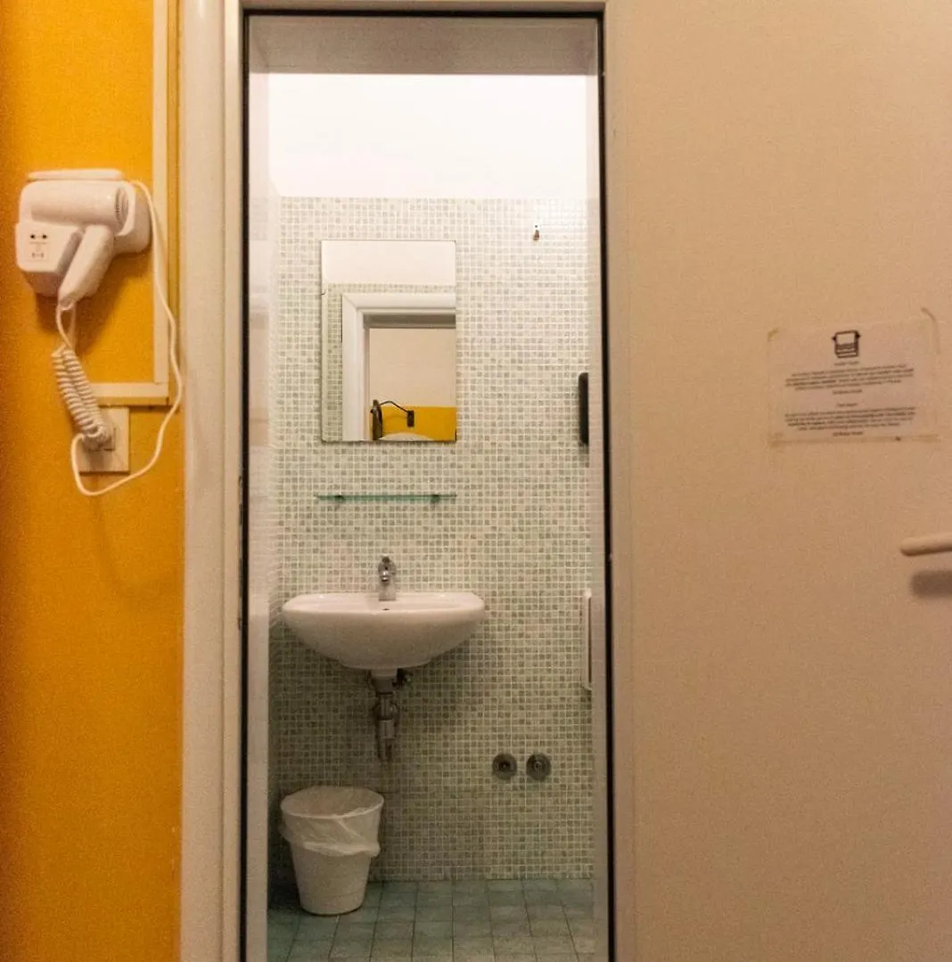 Sunflower Beach Backpacker Hostel & Bar Rimini 0*,