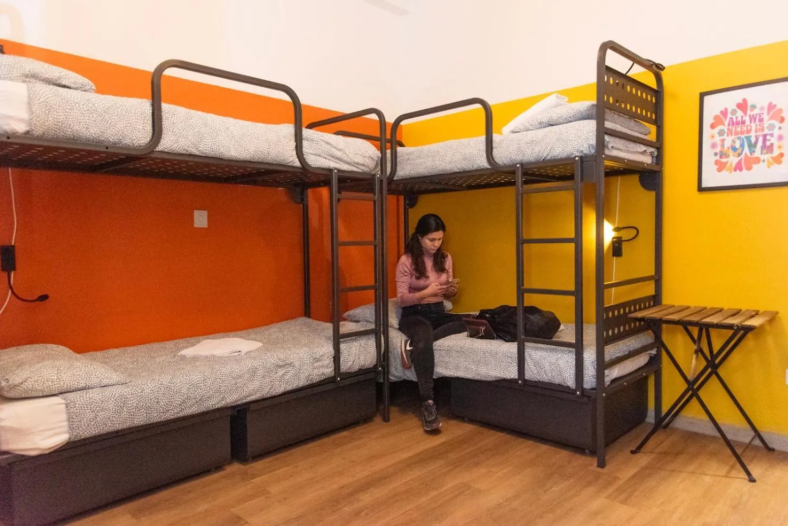 Sunflower Beach Backpacker Hostel & Bar Rimini