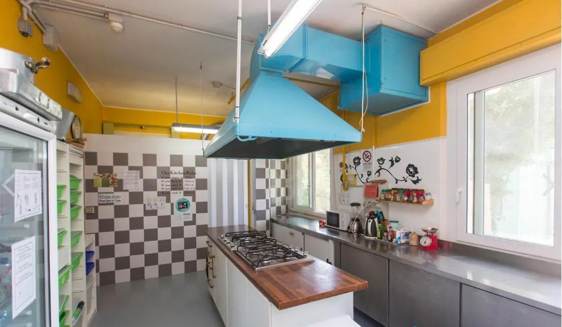 Sunflower Beach Backpacker Hostel & Bar Rimini Włochy